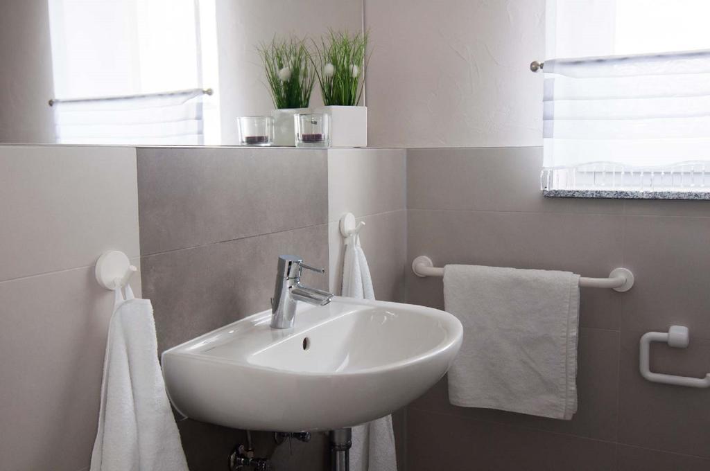 פולדה Komfortable Apartment-Wohnung מראה חיצוני תמונה